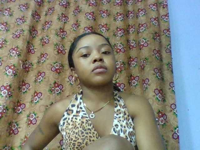 Elysa7 live cam on BongaCams
