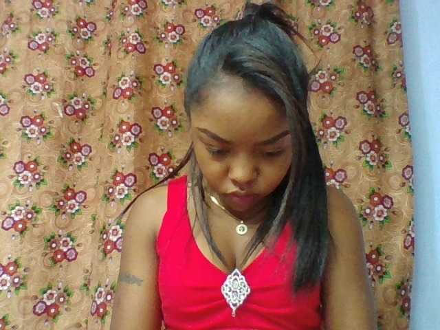 Elysa7 live cam on BongaCams