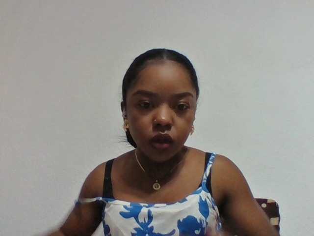 Elysa7 live cam on BongaCams