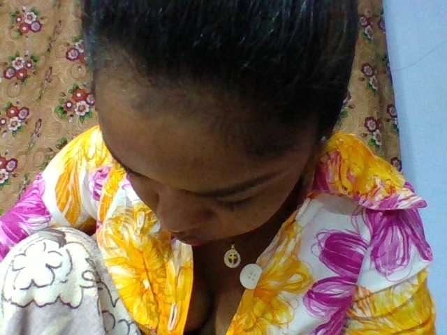 Elysa7 live cam on BongaCams