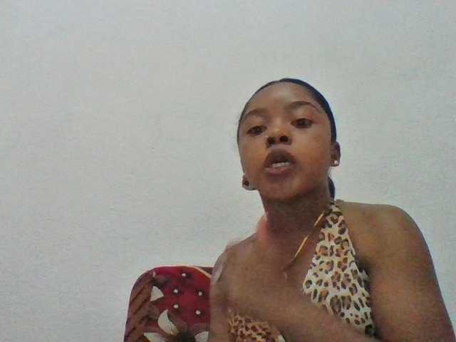 Elysa7 live cam on BongaCams