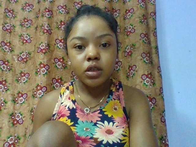 Elysa7 live cam on BongaCams