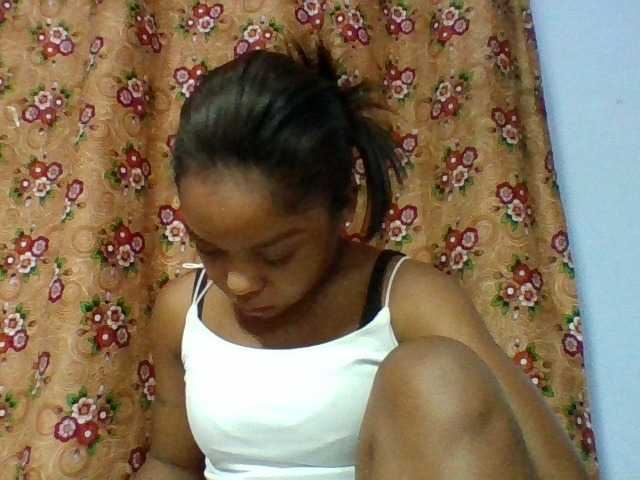 Elysa7 live cam on BongaCams