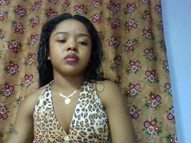 Elysa7 live cam on BongaCams