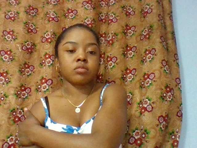 Elysa7 live cam on BongaCams