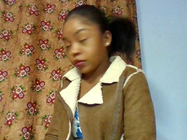 Elysa7 live cam on BongaCams