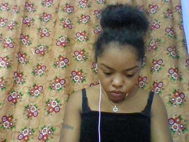 Elysa7 live cam on BongaCams