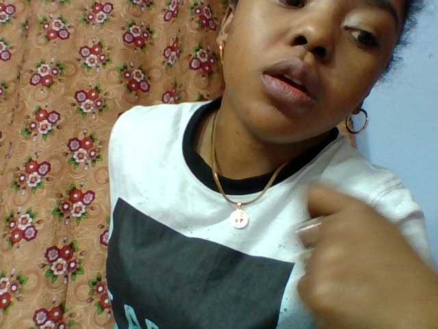 Elysa7 live cam on BongaCams
