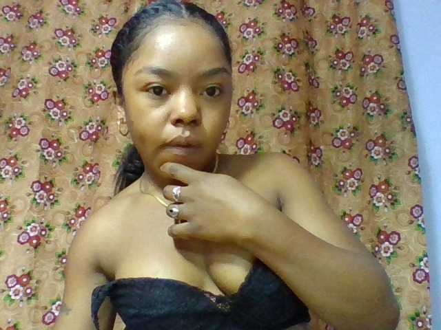 Elysa7 live cam on BongaCams