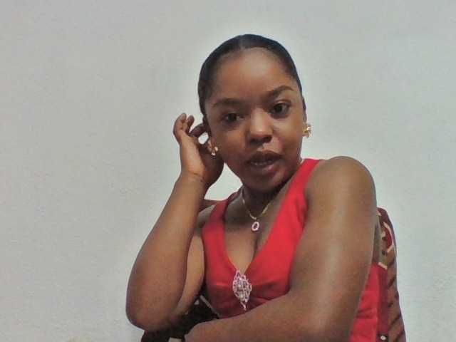 Elysa7 live cam on BongaCams