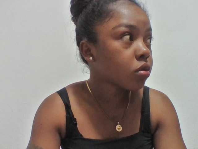 Elysa7 live cam on BongaCams