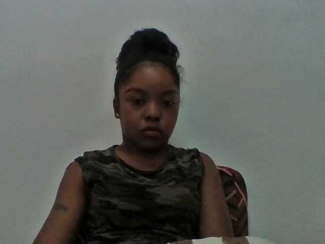 Elysa7 live cam on BongaCams