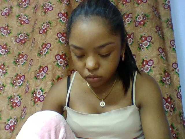 Elysa7 live cam on BongaCams