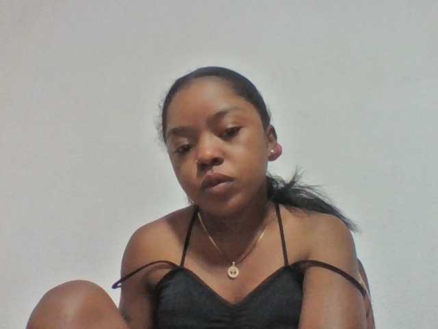 Elysa7 live cam on BongaCams