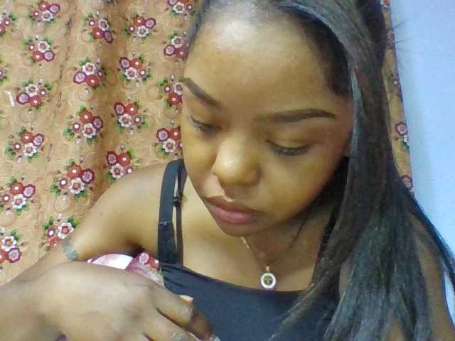 Elysa7 live cam on BongaCams