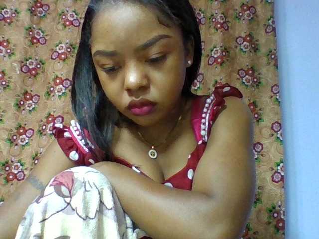 Elysa7 live cam on BongaCams