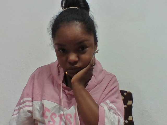 Elysa7 live cam on BongaCams