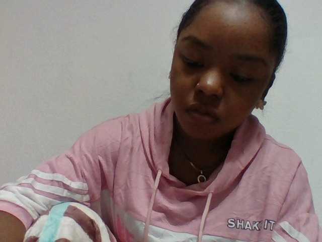 Elysa7 live cam on BongaCams