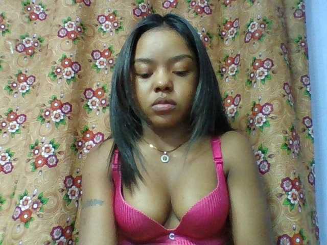 Elysa7 live cam on BongaCams
