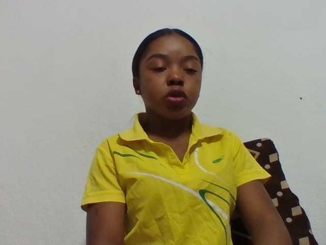 Elysa7 live cam on BongaCams
