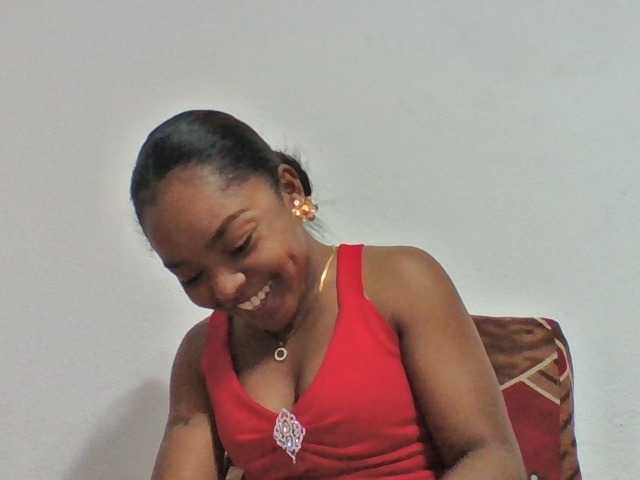 Elysa7 live cam on BongaCams