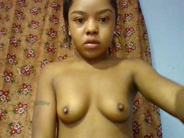 Elysa7 live cam on BongaCams