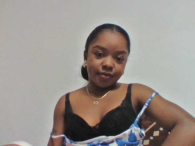 Elysa7 live cam on BongaCams
