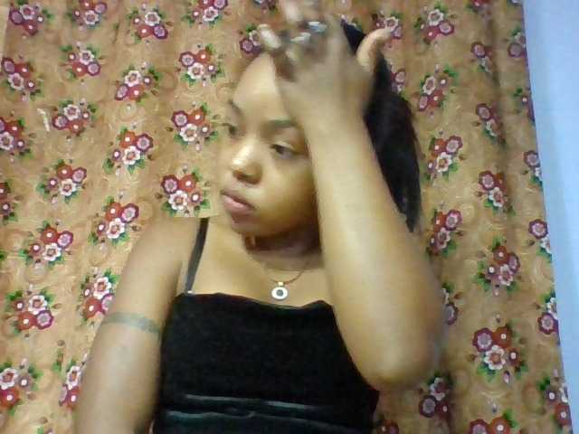 Elysa7 live cam on BongaCams