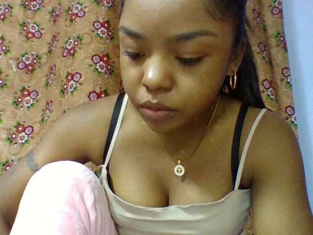 Elysa7 live webcam show