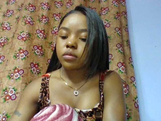 Elysa7 live cam on BongaCams