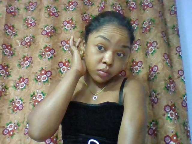 Elysa7 live cam on BongaCams