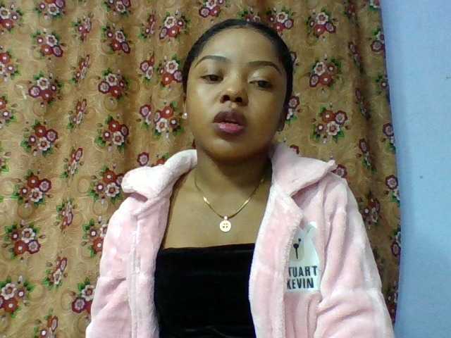 Elysa7 live cam on BongaCams