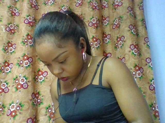 Elysa7 live cam on BongaCams