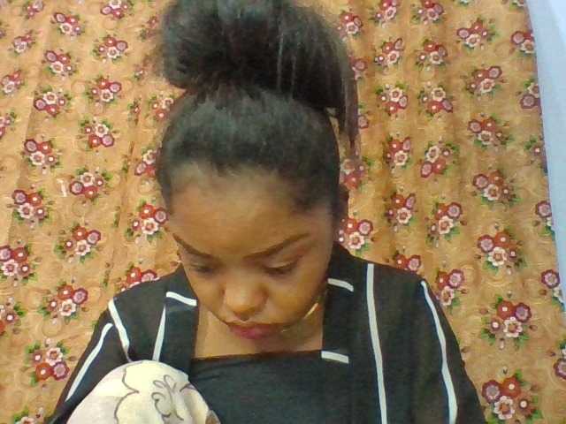Elysa7 live cam on BongaCams