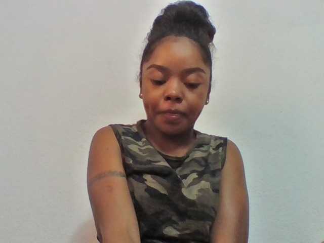 Elysa7 live cam on BongaCams