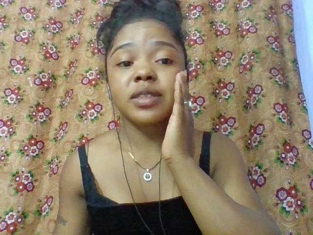 Elysa7 live cam on BongaCams