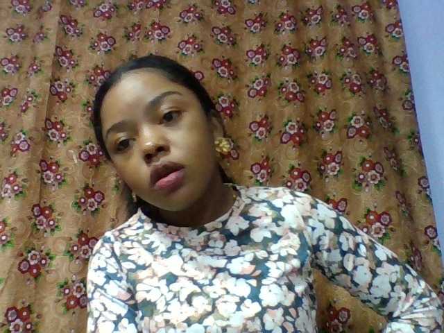 Elysa7 live cam on BongaCams