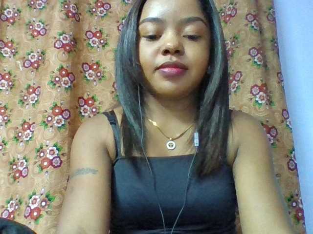Elysa7 live cam on BongaCams