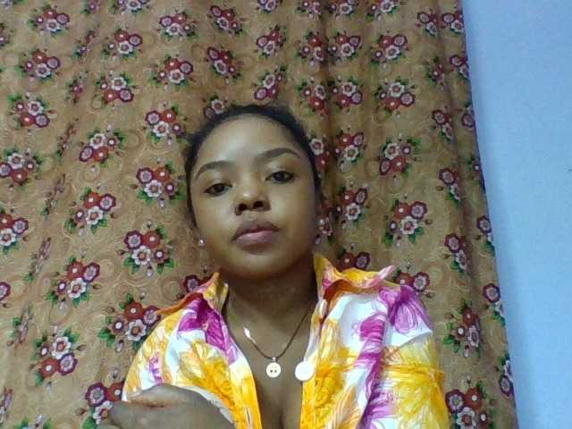 Elysa7 live cam on BongaCams