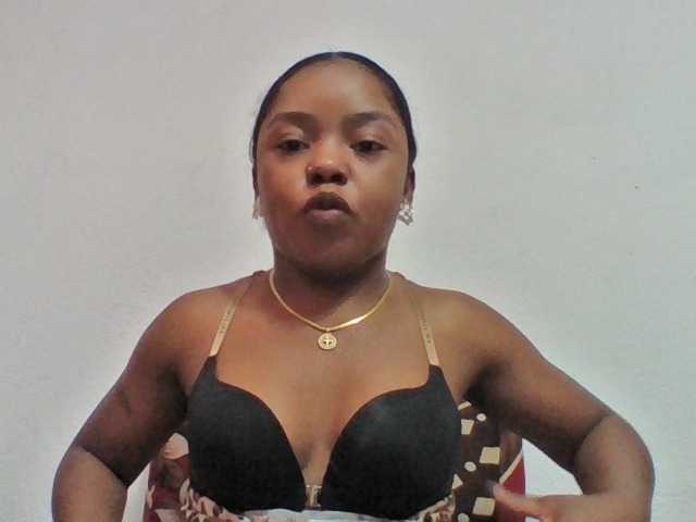Elysa7 live cam on BongaCams