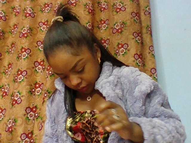 Elysa7 live cam on BongaCams