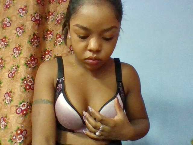 Elysa7 live cam on BongaCams