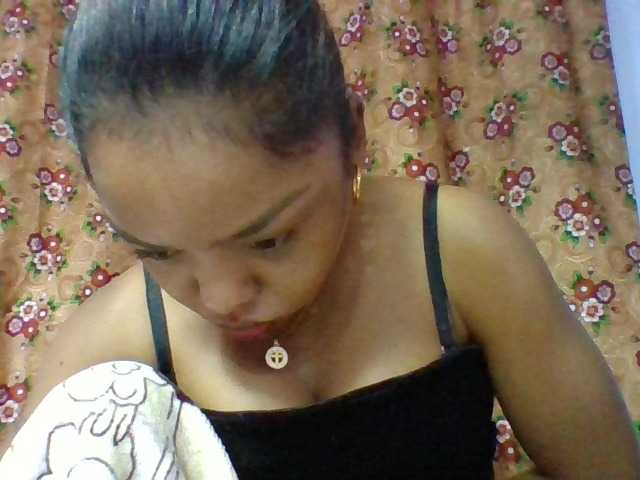Elysa7 live cam on BongaCams