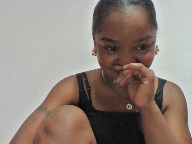 Elysa7 live cam on BongaCams