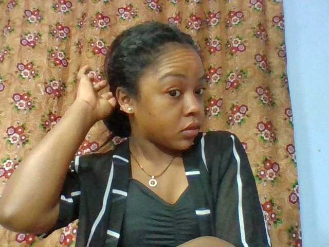 Elysa7 live cam on BongaCams