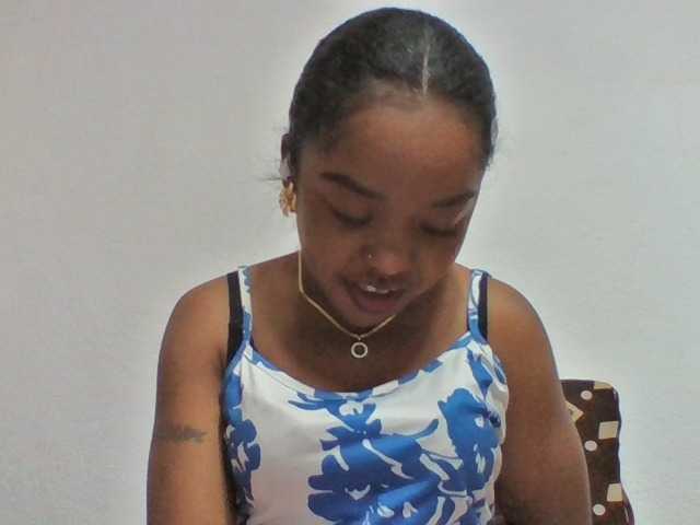 Elysa7 live cam on BongaCams