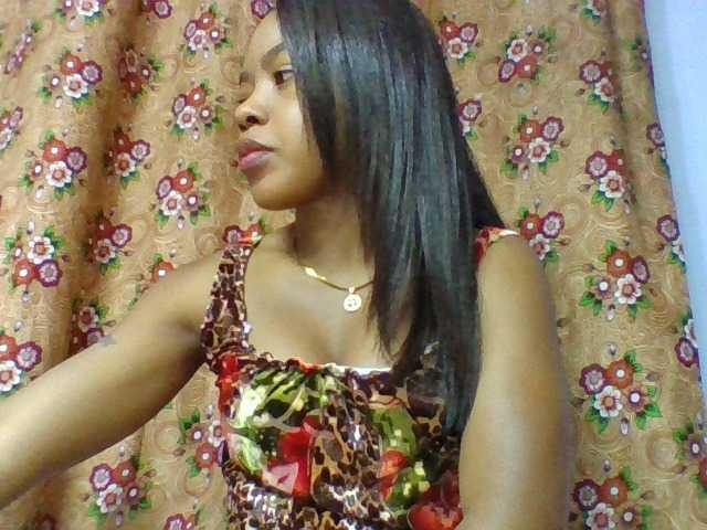 Elysa7 live cam on BongaCams
