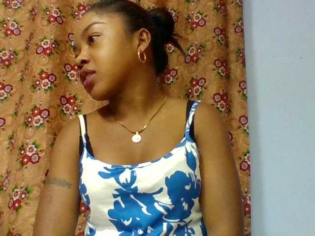 Elysa7 live cam on BongaCams
