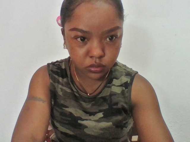 Elysa7 live cam on BongaCams