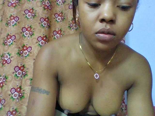 Elysa7 live cam on BongaCams